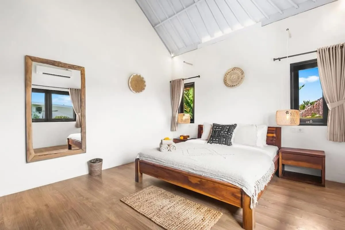 Villa New York - 4 Bdr Pool Luxury Villa, Next To The Forge Bali Seminyak