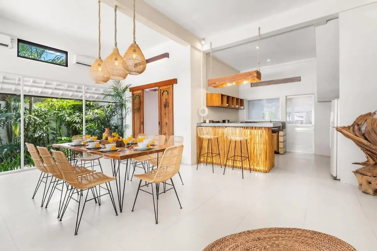 Villa New York - 4 Bdr Pool Luxury Villa, Next To The Forge Bali Seminyak   Seminyak (Bali)